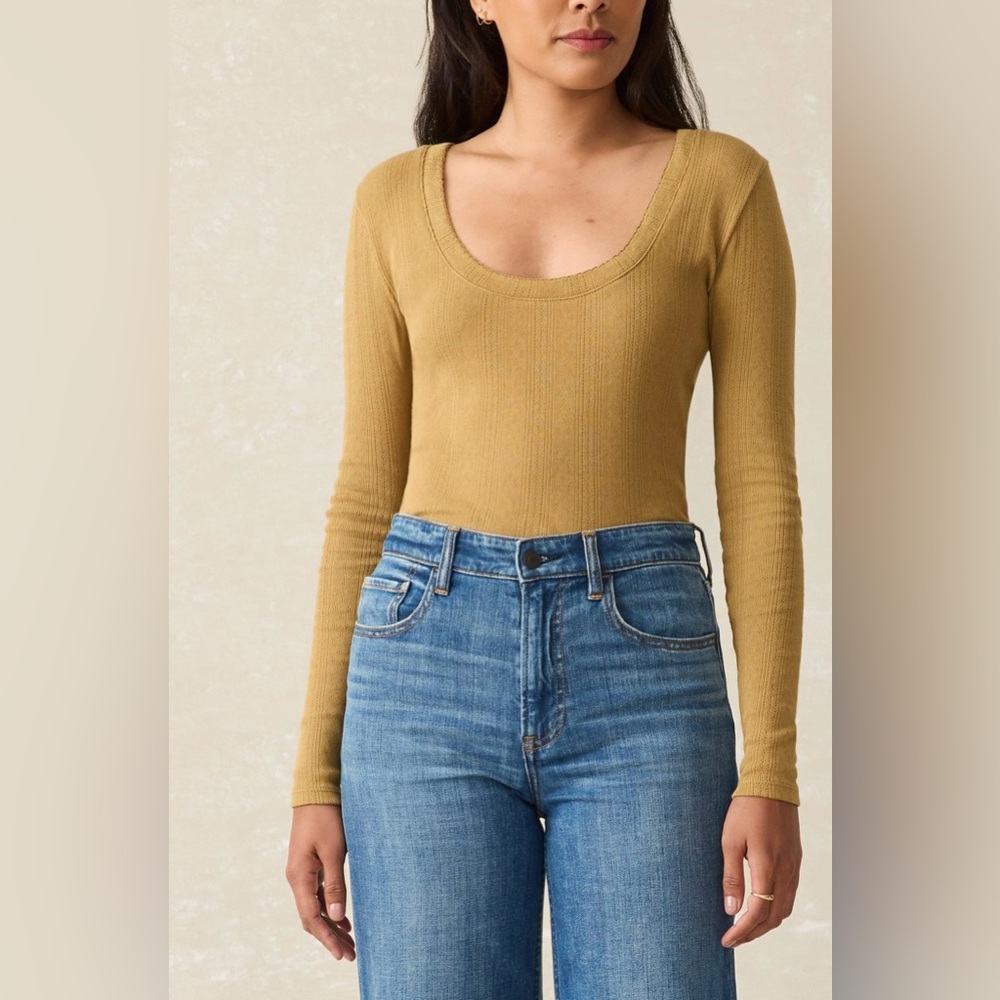 Faherty Mustard Long Sleeve Scoop Neck Ribbed Top
